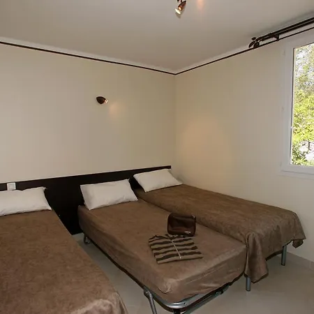 Vacanceole - Lisa Maria Sari-Solenzara