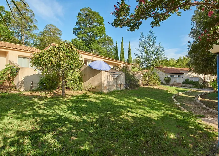 Vacanceole - Lisa Maria Sari-Solenzara