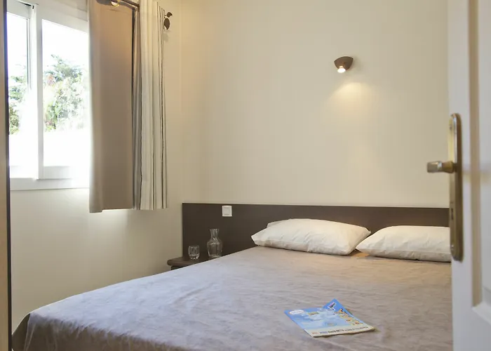 Vacanceole - Lisa Maria Sari-Solenzara