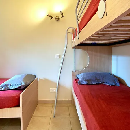 Vacanceole - Lisa Maria 3*