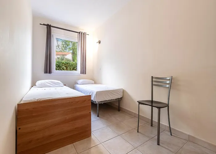 Üdülőpark Vacanceole - Lisa Maria Sari Solenzara